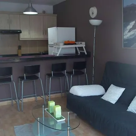Puerto Del Carmen Sleeps 4 Pool Wifi Apartmán