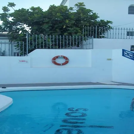 Puerto Del Carmen Sleeps 4 Pool Wifi